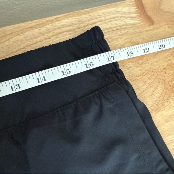 Apana Shorts Women's Size XL Black Athletic Lined Lightweight Stretch - Picture 7 of 8